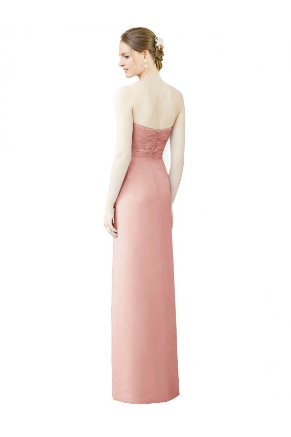 Erschwingliche A-Linien Trägerlos Chiffon Lange Brautjungfernkleider