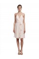 Erschwingliche Creme Rosa A-Linien Neckholder V-Ausschnitt Knielang Chiffon Kurze Brautjungfernkleider / Cocktailkleider / Heimkehr Kleider