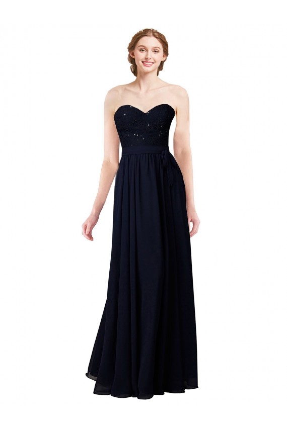 Erschwingliche Dunkelmarine A-Linien Chiffon Lange Brautjungfernkleider