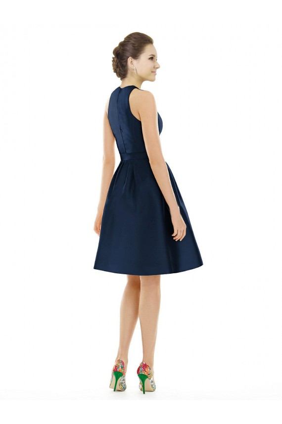 Erschwingliche Dunkelmarine A-Linien Neckholder Cocktail Satin Kurze Brautjungfernkleider / Cocktailkleider / Heimkehr Kleider