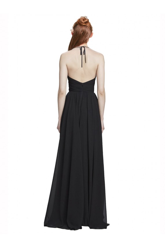 Erschwingliche Dunkelmarine A-Linien Neckholder V-Ausschnitt Chiffon Lange Brautjungfernkleider