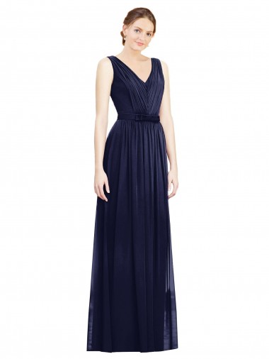 Erschwingliche Dunkelmarine A-Linien V-Ausschnitt Chiffon Lange Brautjungfernkleider