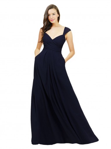 Erschwingliche Dunkelmarine A-Linien V-Ausschnitt Chiffon Lange Brautjungfernkleider