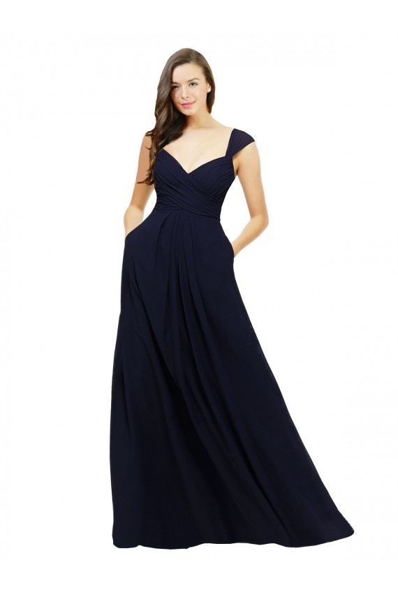 Erschwingliche Dunkelmarine A-Linien V-Ausschnitt Chiffon Lange Brautjungfernkleider