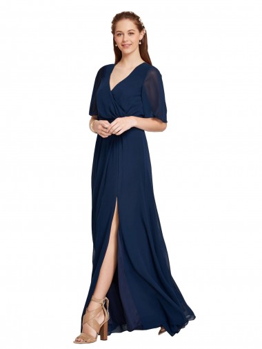 Erschwingliche Dunkelmarine A-Linien V-Ausschnitt Chiffon Lange Brautjungfernkleider