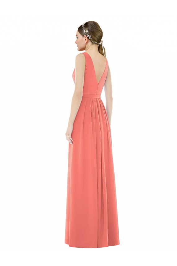 Erschwingliche Koralle A-Linien V-Ausschnitt Chiffon Lange Brautjungfernkleider