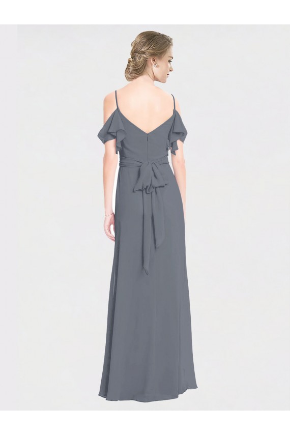 Erschwingliche Schiefergrau A-Linien Off-Schulter V-Ausschnitt Chiffon Lange Brautjungfernkleider