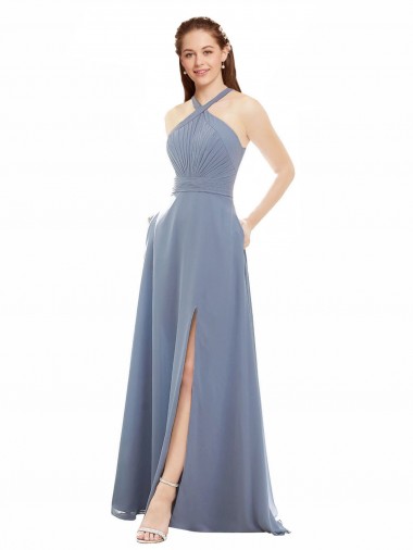 Erschwingliche Staubiges Blau A-Linien Neckholder Stehkragen Ausschnitt Chiffon Lange Brautjungfernkleider