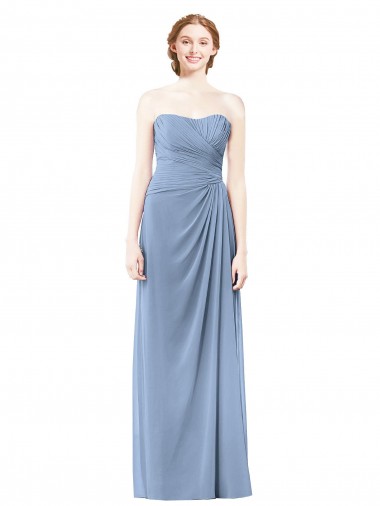 Erschwingliche Staubiges Blau A-Linien Trägerlos Chiffon Lange Brautjungfernkleider