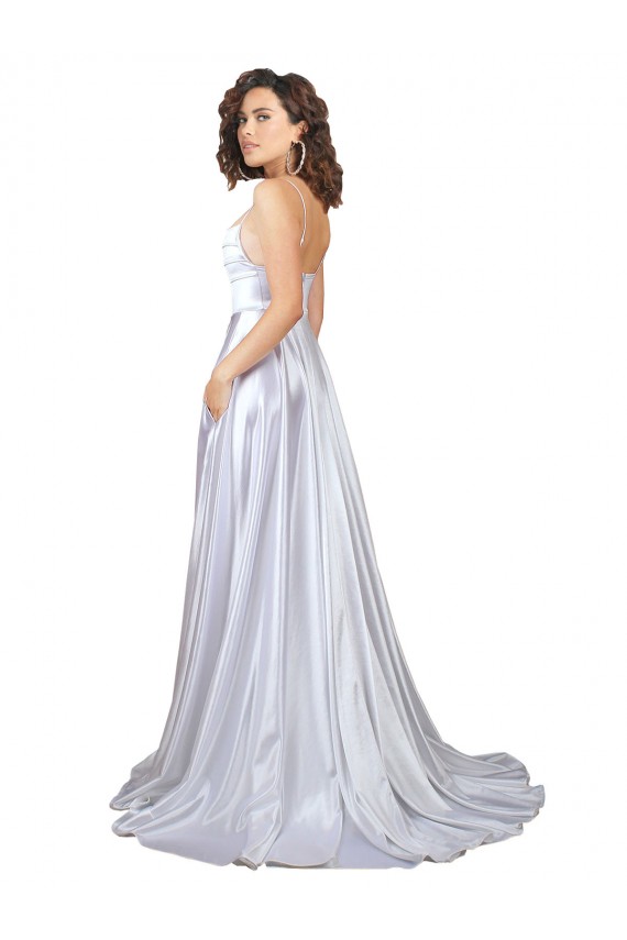Erschwingliche Weiß A-Linien Spaghetti-Träger Stretch-Satin Einfache Strand Brautkleider