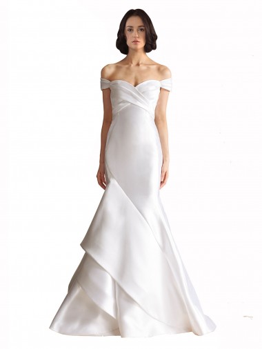 Erschwingliche Weiß Meerjungfrau Off-Schulter Kapelle-schleppe Satin Strand Brautkleider